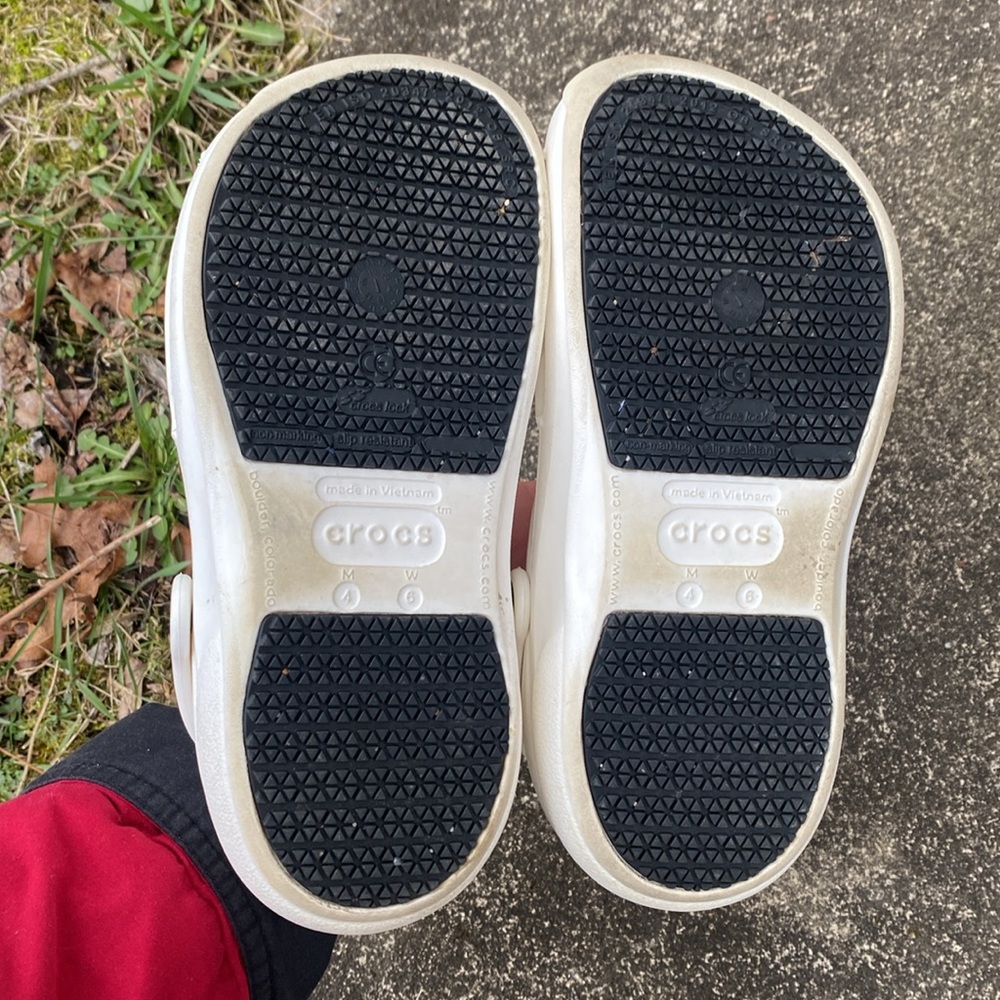 Crocs Slip Resistant - Picture 4 of 5